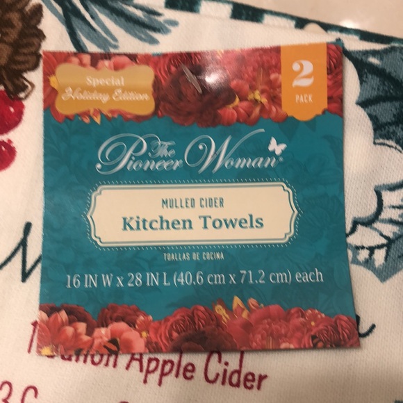 New! The pioneer woman kitchen towels 2pk - Picture 5 of 5